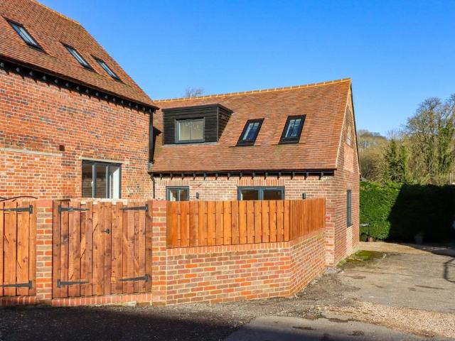 2 bedroom property for sale