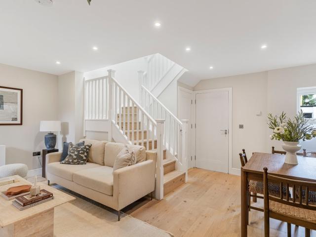 2 bedroom property in Brandlehow Road, London, SW15 £3,600 pcm | Chestertons