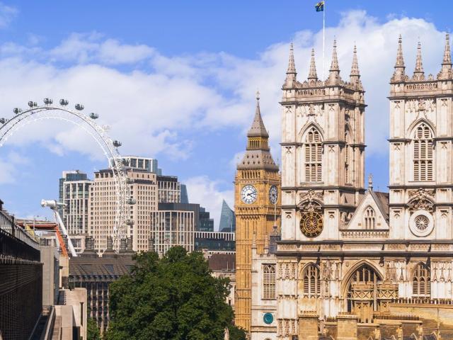 2 bedroom property in Dacre Street, London, SW1H £9,000 pcm | Chestertons
