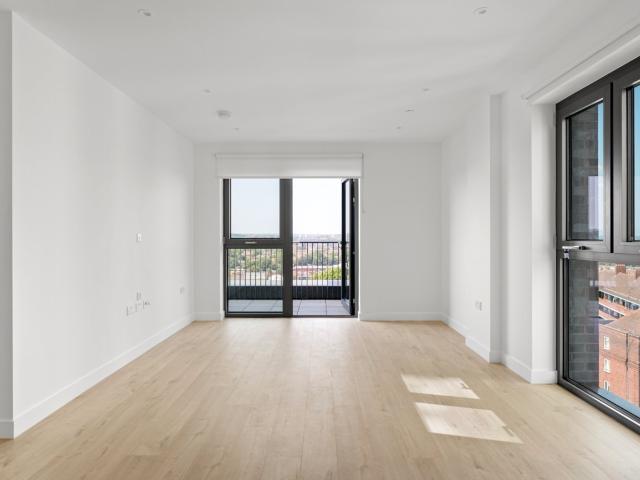 2 bedroom property in Darter House, Anax Street, London, N4 £3,000 pcm | Chestertons