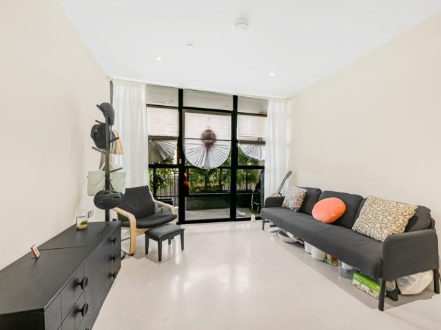 2 bedroom property in Hampshire Street, London, NW5 £2,850 pcm | Chestertons