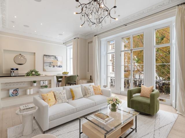 2 bedroom property in Onslow Square, South Kensington, London, SW7 £6,500 pcm | Chestertons