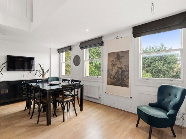 2 bedroom property in Randolph Avenue, London, W9 £3,500 pcm | Chestertons