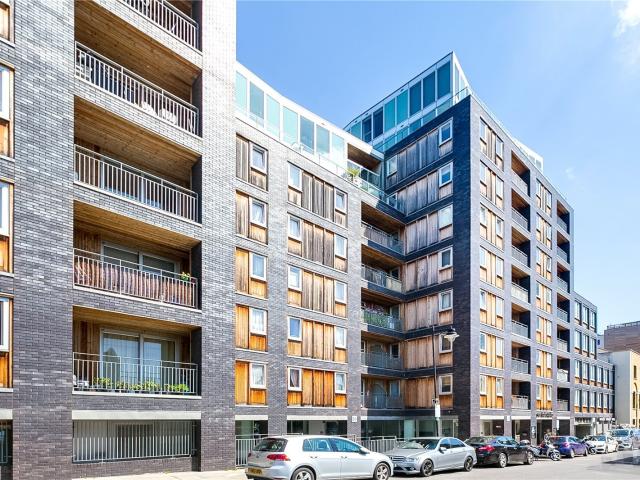 2 bedroom property in Wharf Road, London, N1 £3,500 pcm | Chestertons