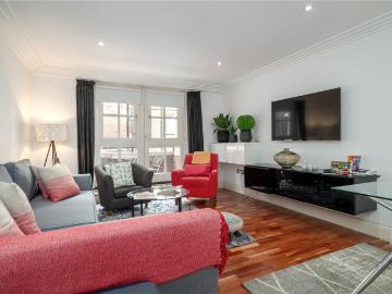 2 bedroom property in Turner House, 6 Exchange Court, London, WC2R £3,900 pcm | Chestertons