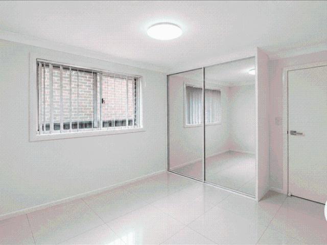 2 Bedroom property with Air Conditioning