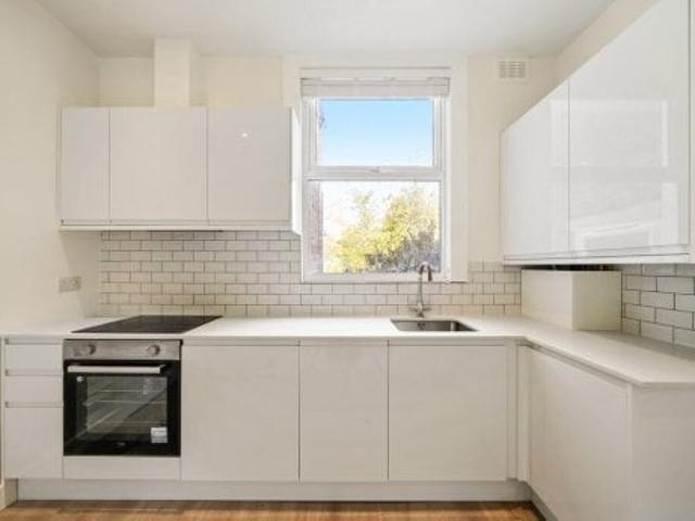 2 bedroom property to let in Malvern Road, Queens Park NW6 £1,950 pcm | Westways