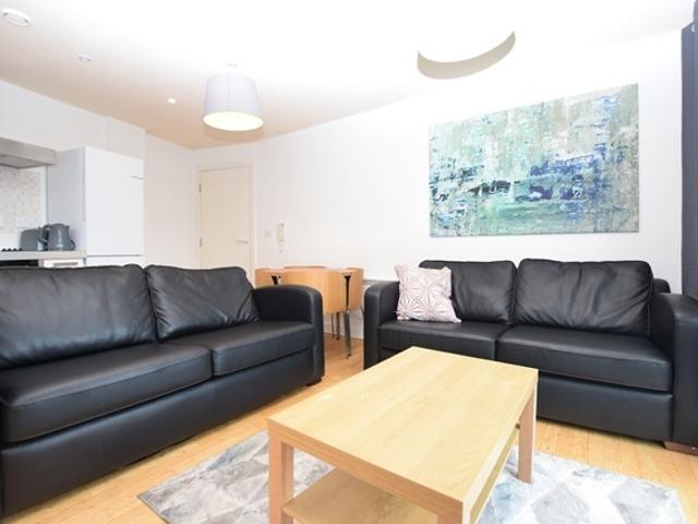 2 bedroom property to let in Metis, 1 Scotland Street, Sheffield, S3 7AT £1,000 pcm