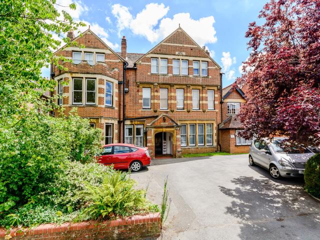 2 bedroom property to let in Ockham Court, Bardwell Road, Oxford, OX2 £3,500 pcm