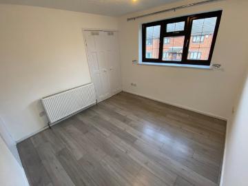Bilston, West Midlands, Midlands - Parking