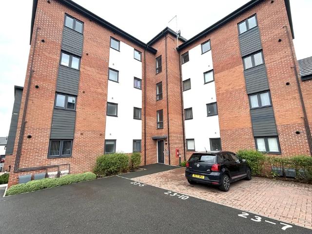 2 bedroom property to let in Ascot Way, longbridge, B31 £1,150 pcm