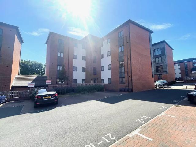 2 bedroom property to let in Ascot Way, longbridge, B31 £1,150 pcm