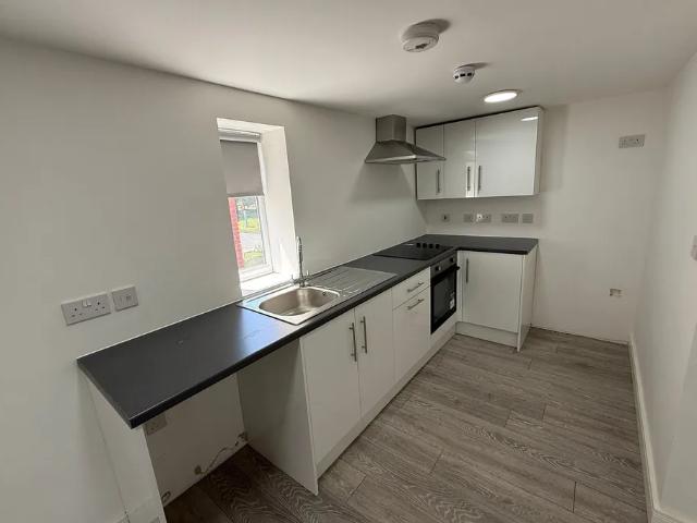 1 bedroom property to let in Cannock Road, Wednesfield £900 pcm