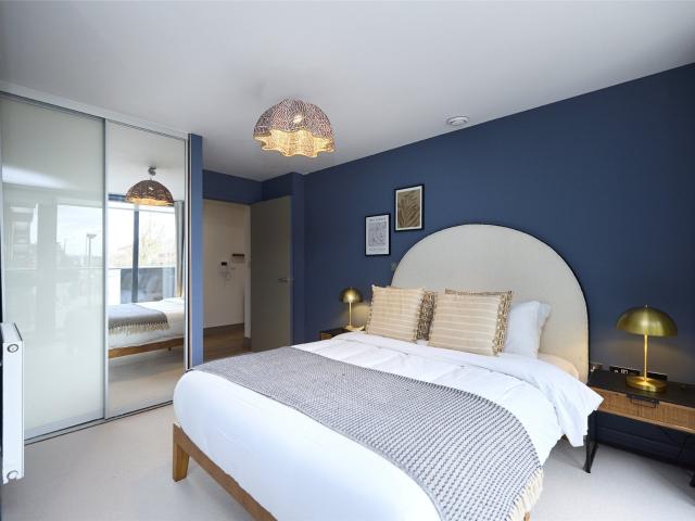 2 bedroom property to let in Carlton Grove, London, SE15 £3,630 pcm