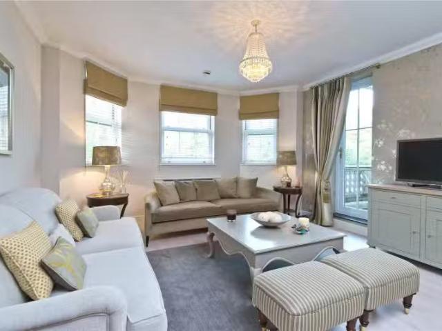 2 bedroom property to let in Chapman Square, London, SW19 £2.