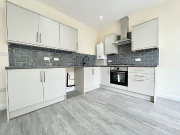 2 bedroom property to let in Clarkegrove Road, Sheffield, S10 2NJ £1,050 pcm