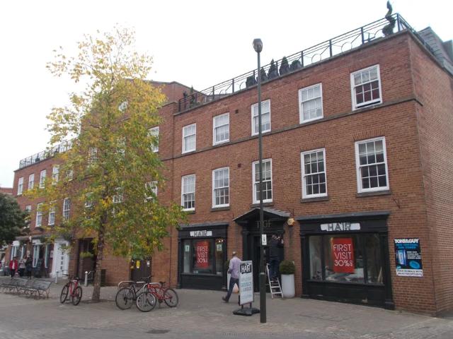 2 bedroom property to let in Dominium Court, Lichfield £1,200 pcm