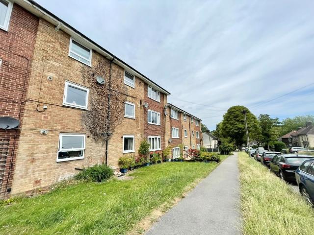 2 bedroom property to let in Green Oak Road, Sheffield, S17 4FQ £950 pcm