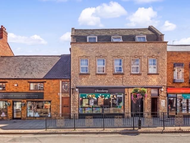 2 bedroom property to let in High Street, Banbury £1,050 pcm