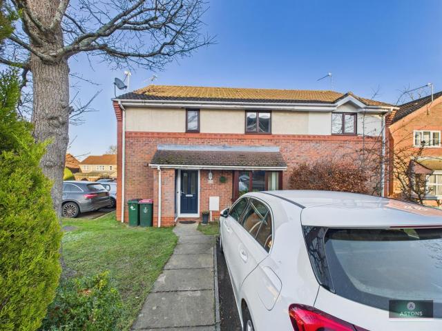 2 bedroom property to let in Lyon Close, Maidenbower £1,295 pcm