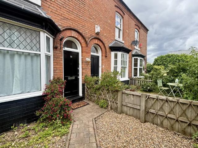 2 bedroom property to let in Queens Avenue, Heathfield Road, Kings Heath, Birmingham B14 7BU £1,250 pcm