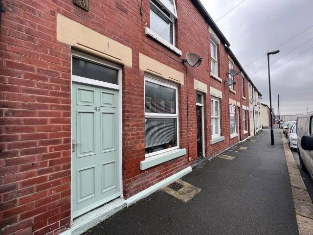 2 bedroom property to let in Rydal Road, Abbeydale, S8 0US £900 pcm