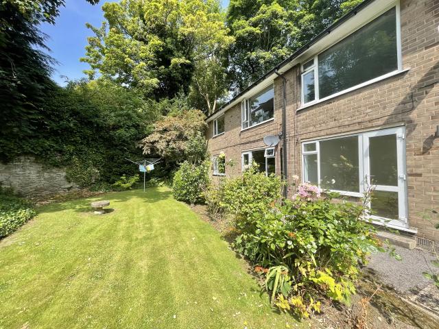 2 bedroom property to let in Ranmoor Chase, Riverdale Road, S10 3FA £1,000 pcm