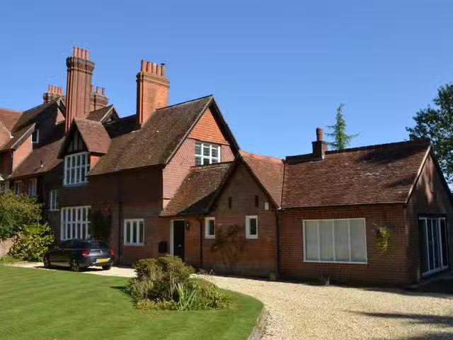 2 bedroom property to let in Southampton Road, Boldre, Lymingt.