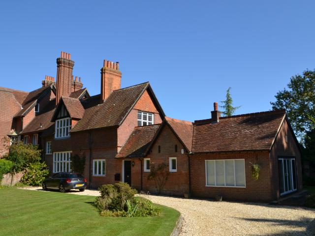 2 bedroom property to let in Southampton Road, Boldre, Lymington, SO41 £2,500 pcm