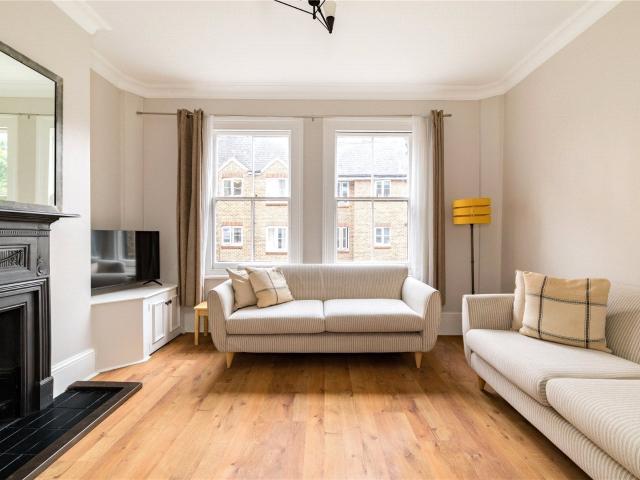 2 bedroom property to let in Tabard Street, London, SE1 £4,725 pcm