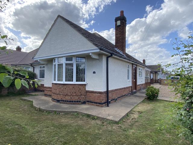 2 bedroom property to let in The Spinney, Balby £800 pcm