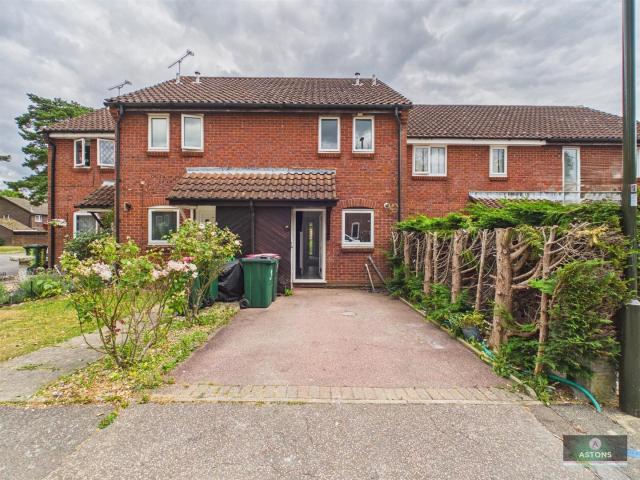 2 bedroom property to let in Tollgate Hill £1,500 pcm