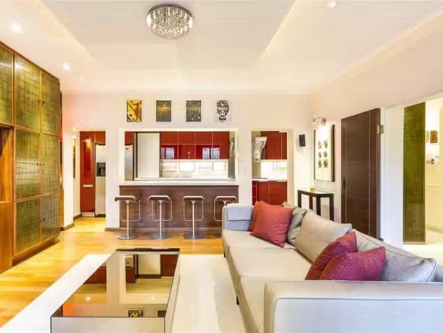 2 bedroom property to let in Warwick Square, London, SW1V £1.