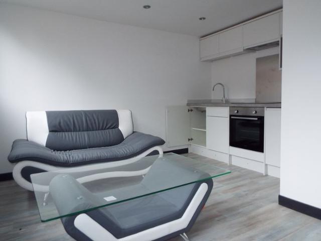 2 bedroom property to let in 111 Hubert Road £1,300 pcm