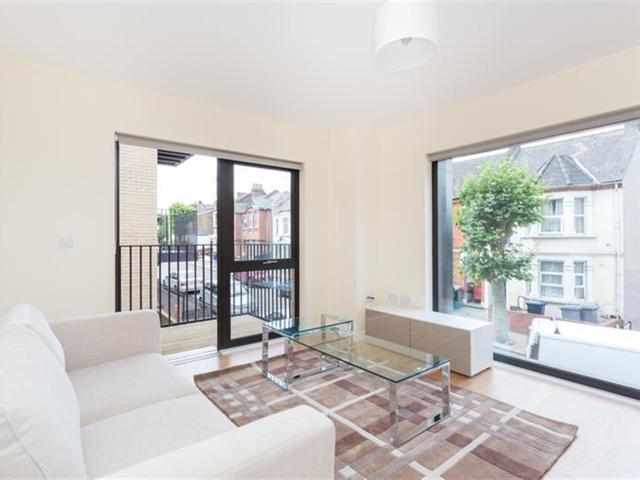 2 bedroom property to let