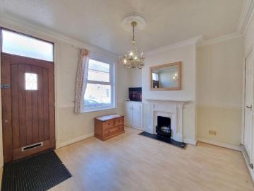 2 bedroom Property To Let