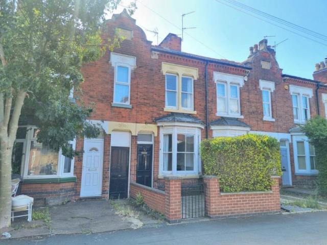 2 bedroom Property To Let