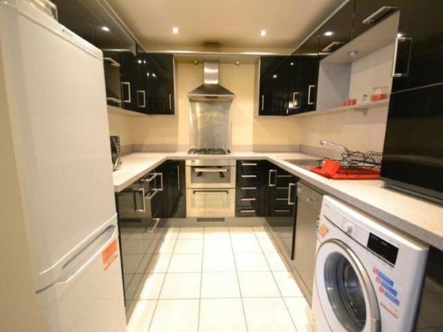 2 bedroom Property To Let