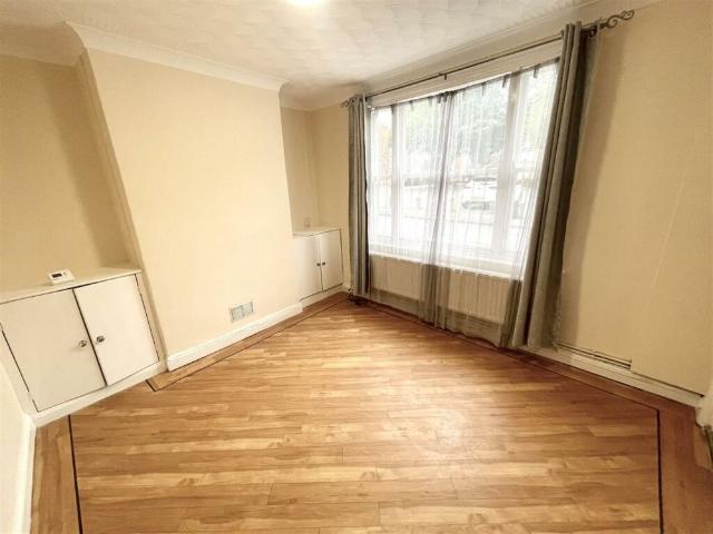2 bedroom property to rent