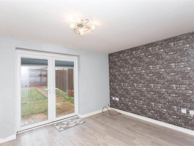 2 bedroom property to rent