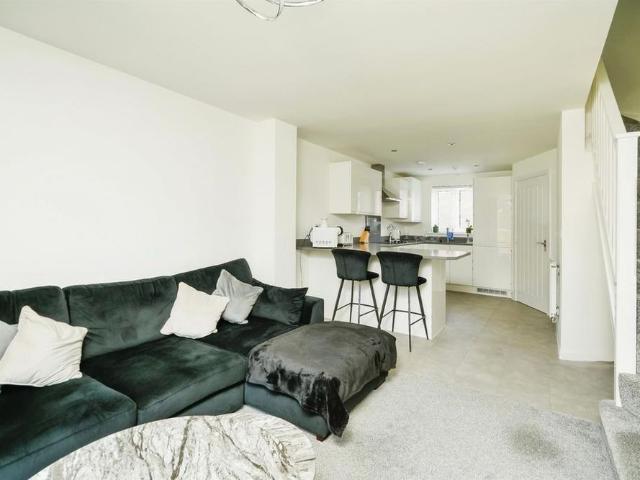 2 bedroom property to rent