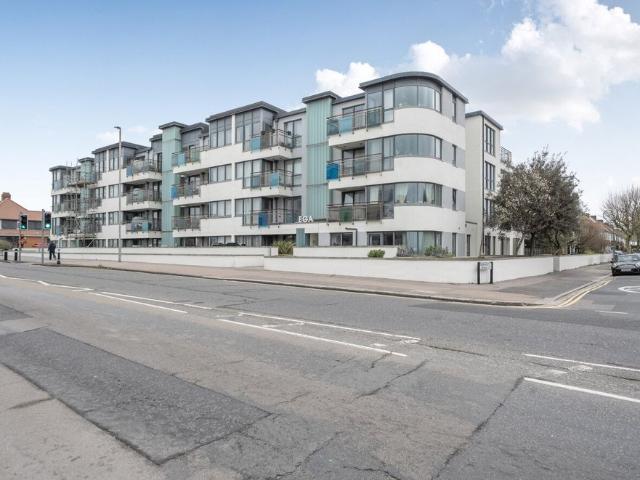 2 bedroom property to rent