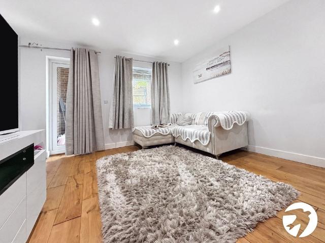 2 bedroom property to rent