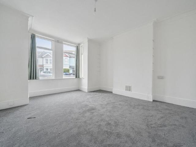 2 bedroom property to rent