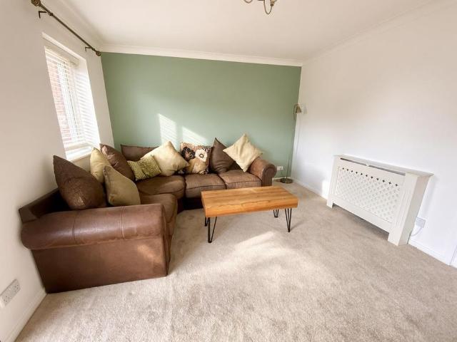 2 bedroom property to rent