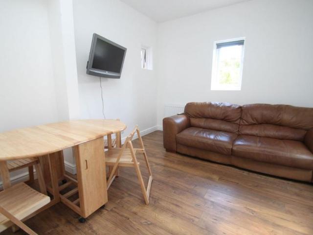 2 bedroom property to rent