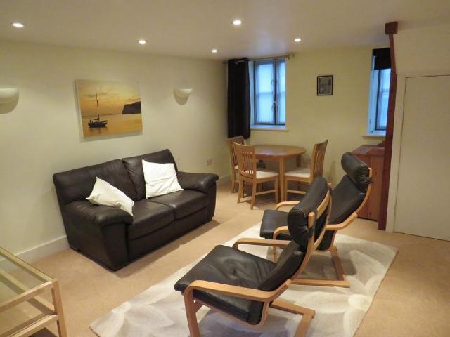 2 bedroom property to rent