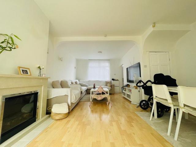 2 bedroom property to rent