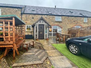 2 bedroom property to rent