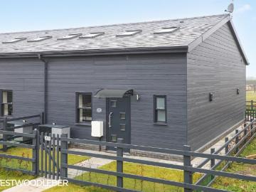 2 bedroom property to rent